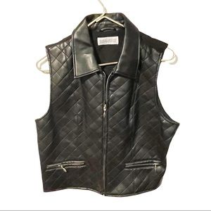 Marsh Landing Womens Large Vegan Faux Leather Quilted Sleeveless Vest